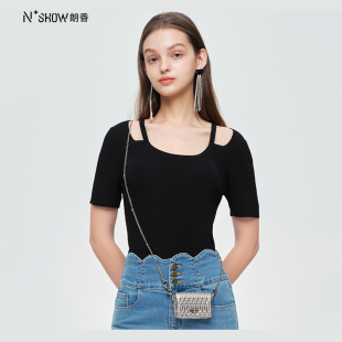 NOWSHOW朗香夏季新品显瘦露肩针织上衣242074