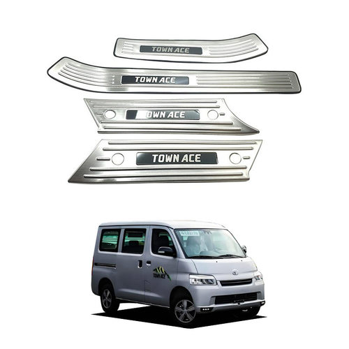 适用于丰田23款TOWN ACE外门槛条迎宾踏板贴汽车用品改装外饰配件
