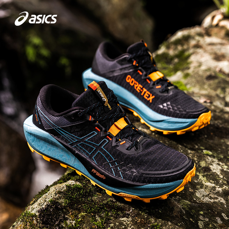 亚瑟士男子缓震抓地透气跑步鞋