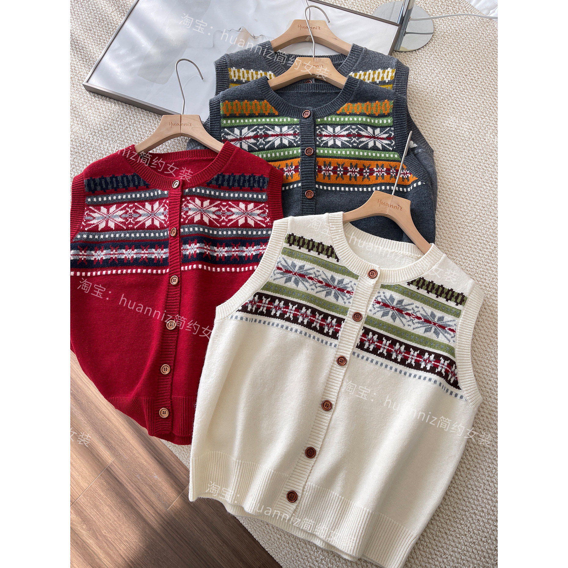 春复古北欧风菱形提花圆领针织马甲单排扣宽松无袖毛衣叠穿打底女