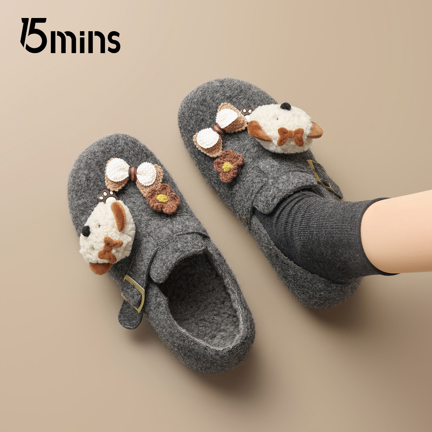 15mins毛绒勃肯鞋女2025冬季新款卡通装饰软底一脚蹬懒人棉鞋外穿