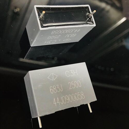 GD厦门法拉薄膜电容 C3H 683J 2500V 68NF 2.5KV脚距32MM 原装