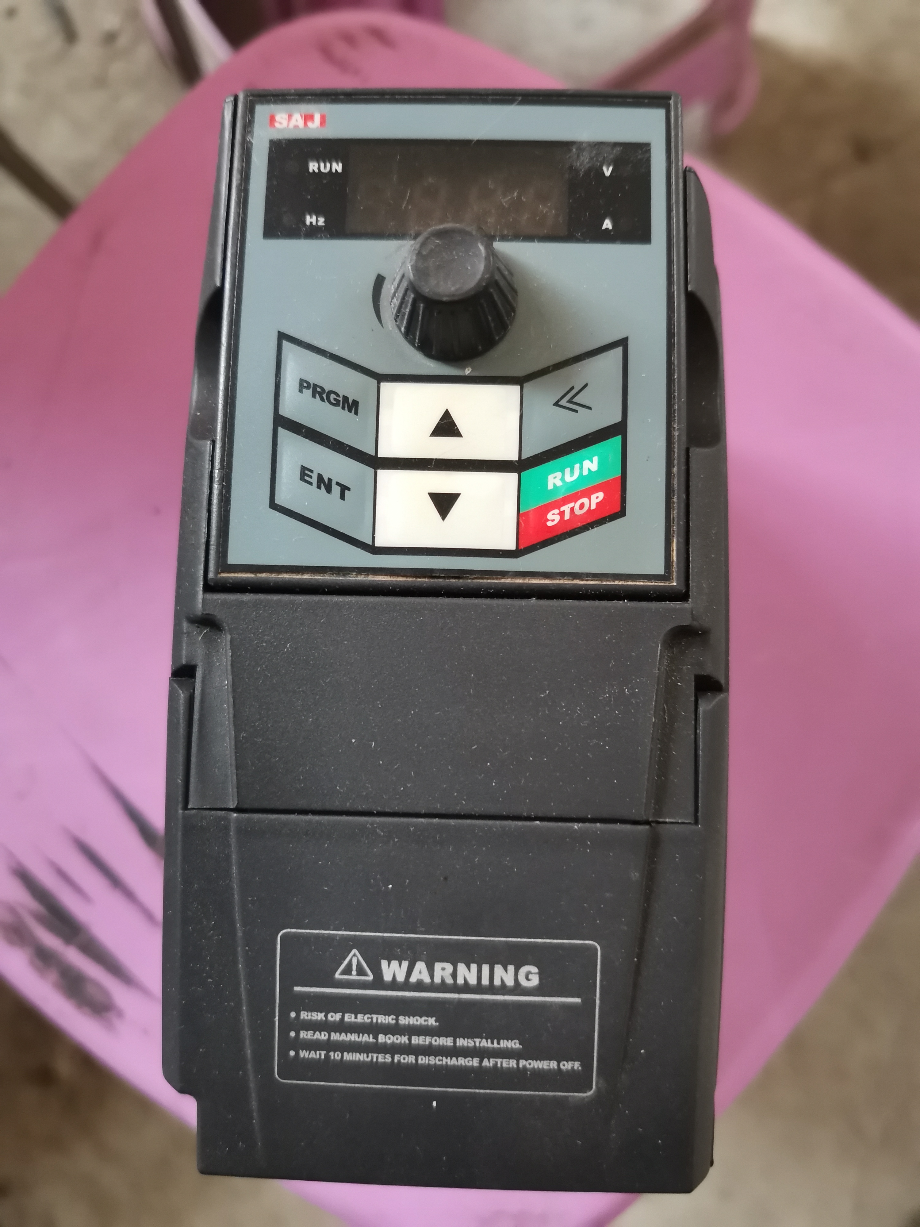 变频器ATV13-2SR75GH 220V 0.75KW