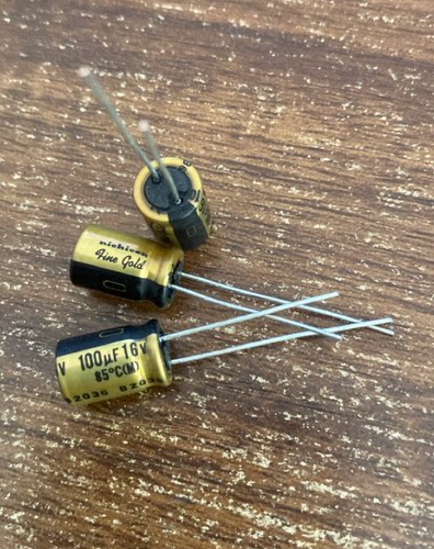 尼吉康FG铜脚音频16V100UF