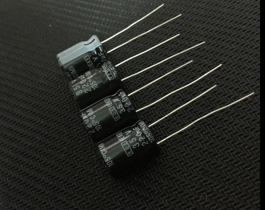 100只=75元 35V220UF 220UF 35V 全新 ROE EKE系 电解电容器10*12