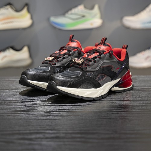 李宁四季通用缓震回弹童休闲鞋