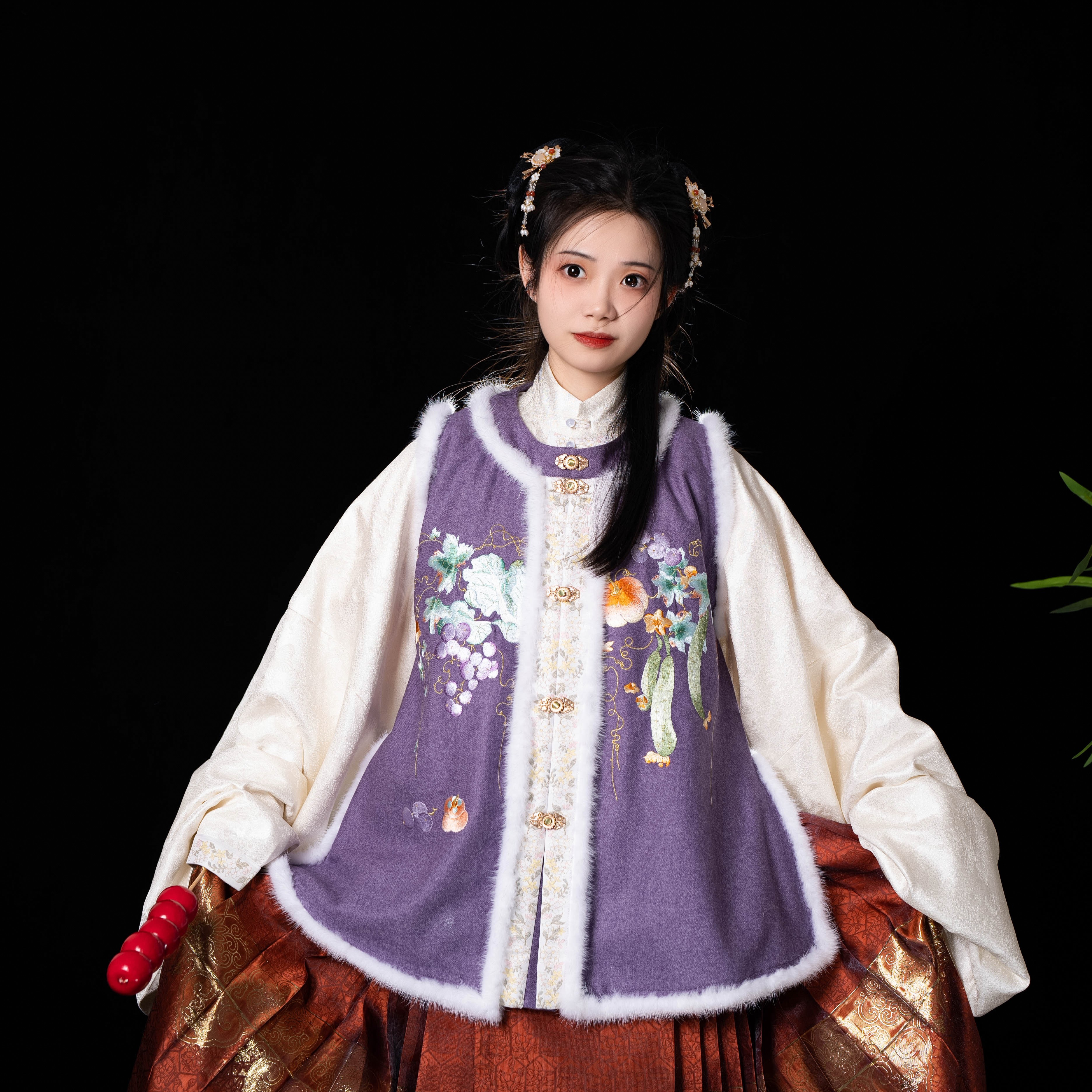 百财滚滚 | 凤翥斋绣花羊毛明制汉服比甲圈毛白菜瓜果纯棉新年