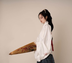 凤翥斋×玉楼春联名款汉服 现货江南春 林少春同款交领短衫马面裙