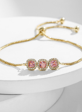 戴拉个性简约方形手链女ins小众设计感2024年新款轻奢闺蜜女生手