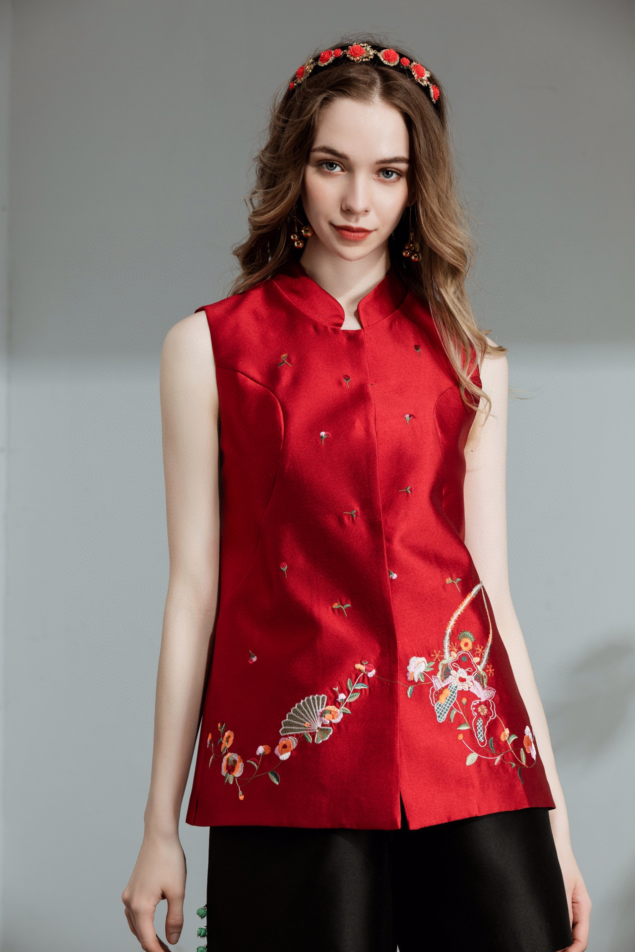 2235C大牌夏姿春秋丝毛小立领刺绣马甲背心