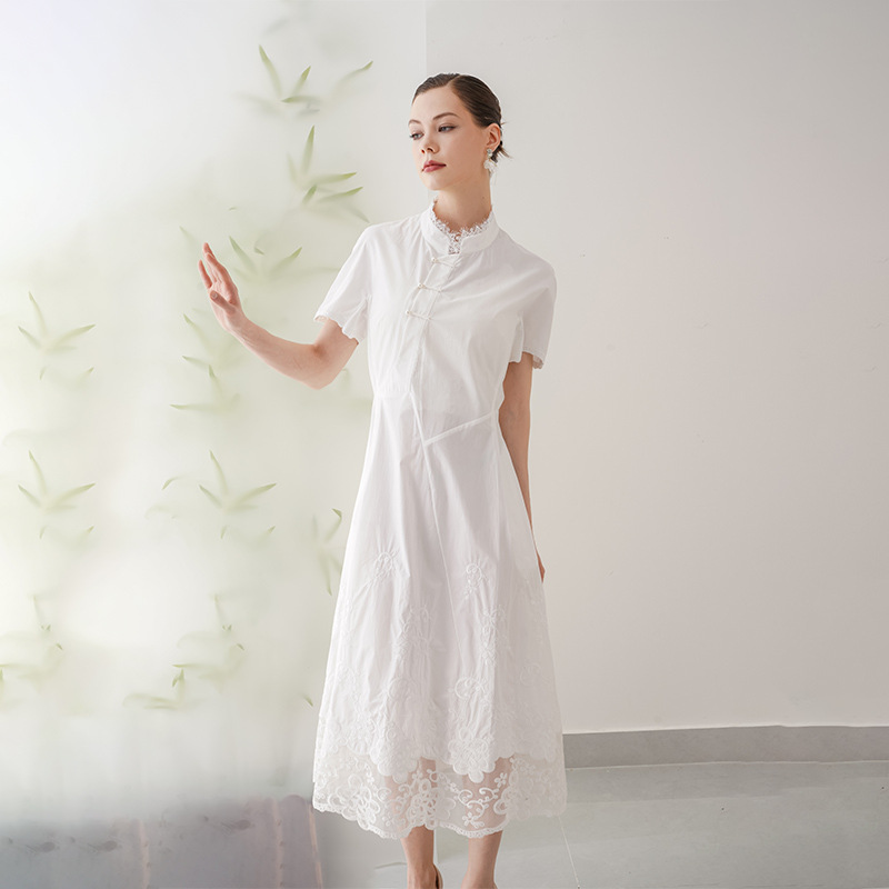 古梵孜箴言夏姿进口棉拼真丝柯根纱立领刺绣明星同款连衣裙2461B