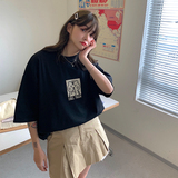 黑色