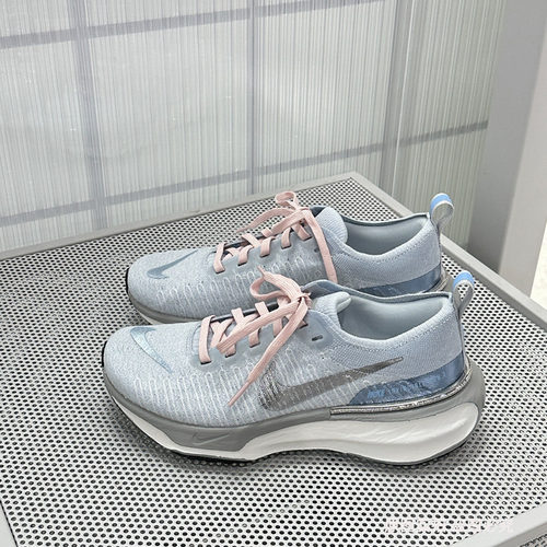 Nike耐克男女INVINCIBLE 3网面透气缓震运动休闲训练跑步鞋DR2660