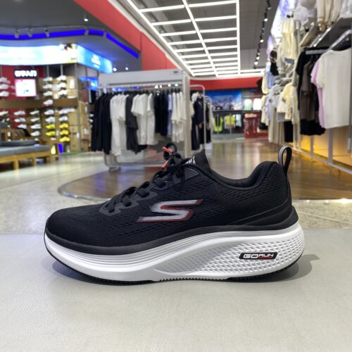 Skechers斯凯奇夏季男运动新款缓震运动透气厚底跑步鞋220847-BLK