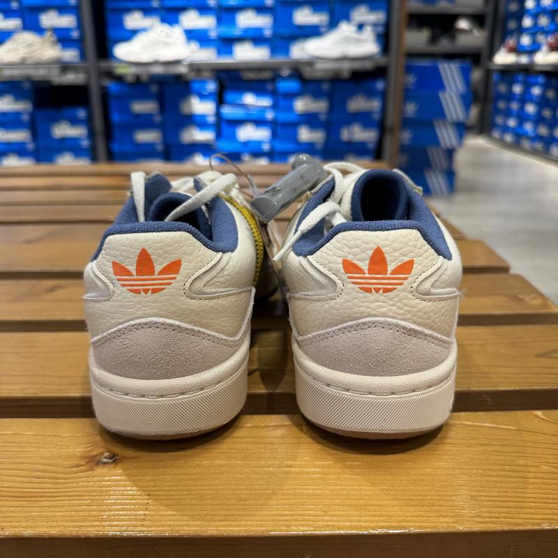 ADIDAS/阿迪达斯秋冬季男女情侣低帮系带休闲运动鞋ID0559