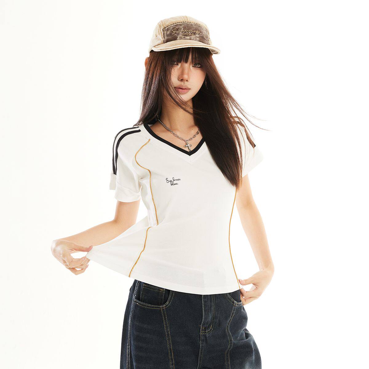 美式蓝色v领正肩短袖t恤女夏夏季设计感修身短款运动球衣半袖上衣