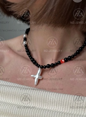 欧美小众轻奢玛瑙十字架吊坠项链