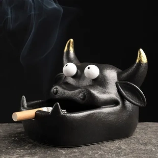 烟灰缸牛小号摆件动物飞创意防烟缸陶瓷工艺品 可爱车载家用灰个性