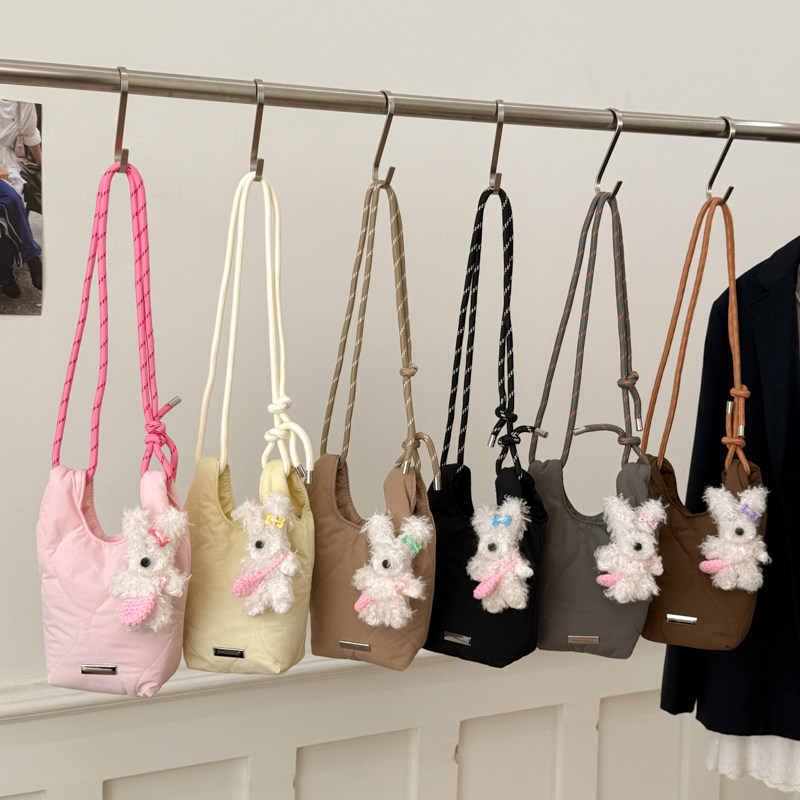 少女小清新棉服托特包女2025新款甜美夹棉简约单肩包背心斜挎小包