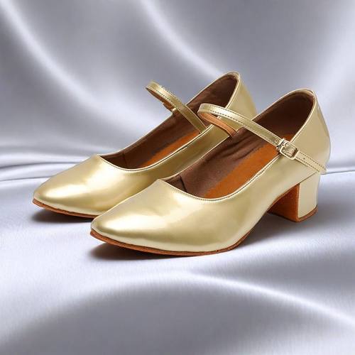 维族舞鞋藏族舞鞋新疆