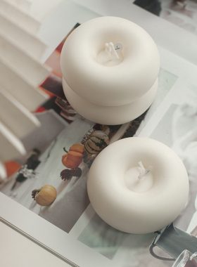 圆圈香薰蜡烛家居伴手礼装饰摆件