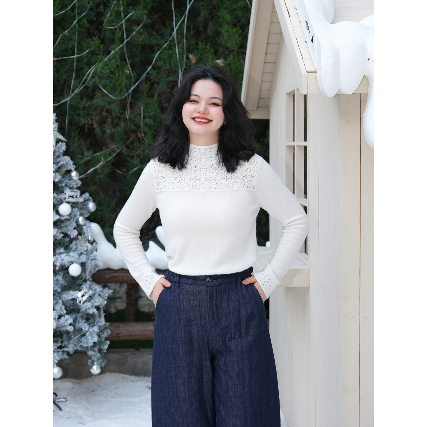 天然山羊绒半高领镂空针织上衣