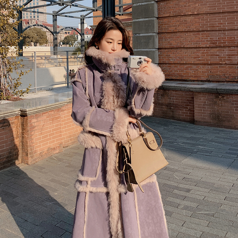紫色皮毛一体外套女长款冬季保暖加厚毛绒绒羊羔毛甜酷麂皮绒大衣