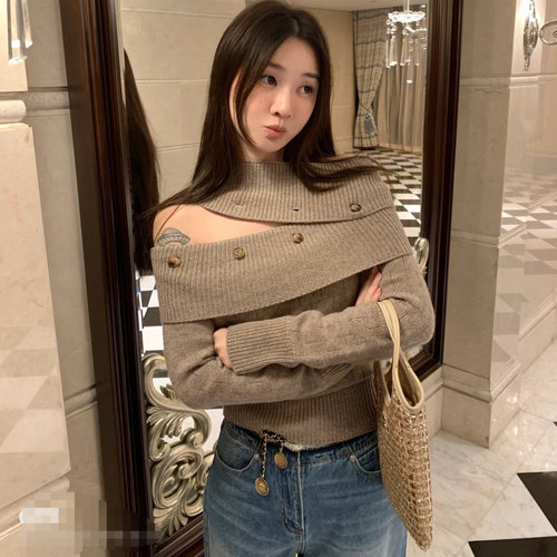 送运费险秋冬穿搭翻领露肩毛衣