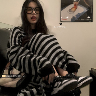 慵懒针织长袖连衣裙秋冬新款大码女装宽松开叉毛衣裙长款秋季长裙