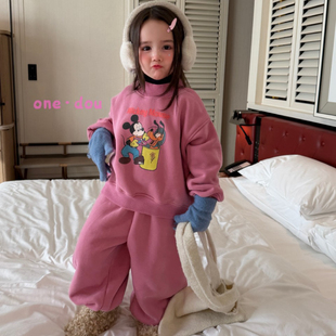 One 豆 26冬～女童粉色卡通印花加绒卫衣套装69106