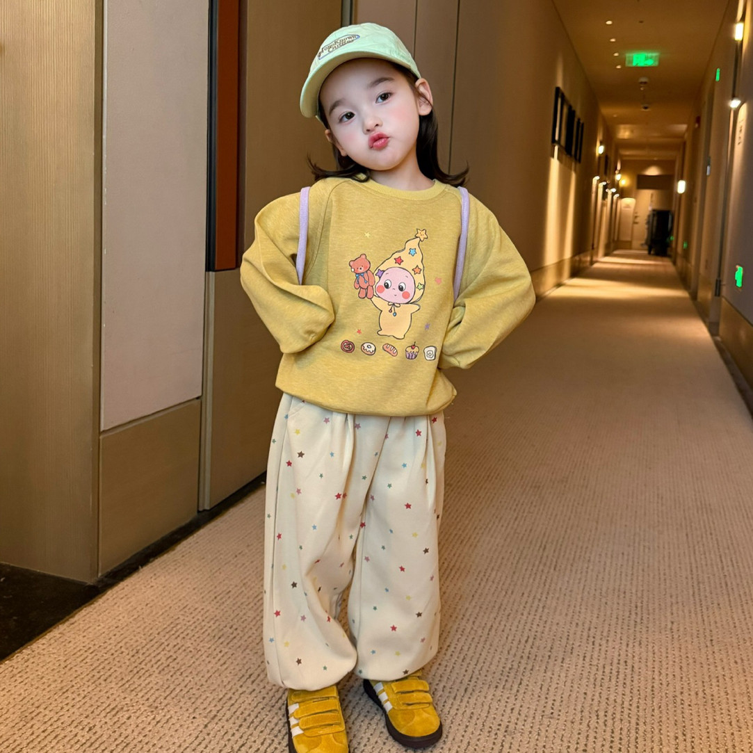 Opao 26秋 6185女童黄色星星人卫衣卫裤两件套
