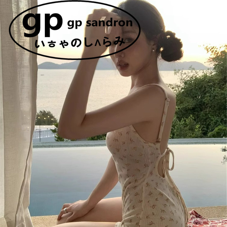 日本gp碎花吊带连体睡衣女性感