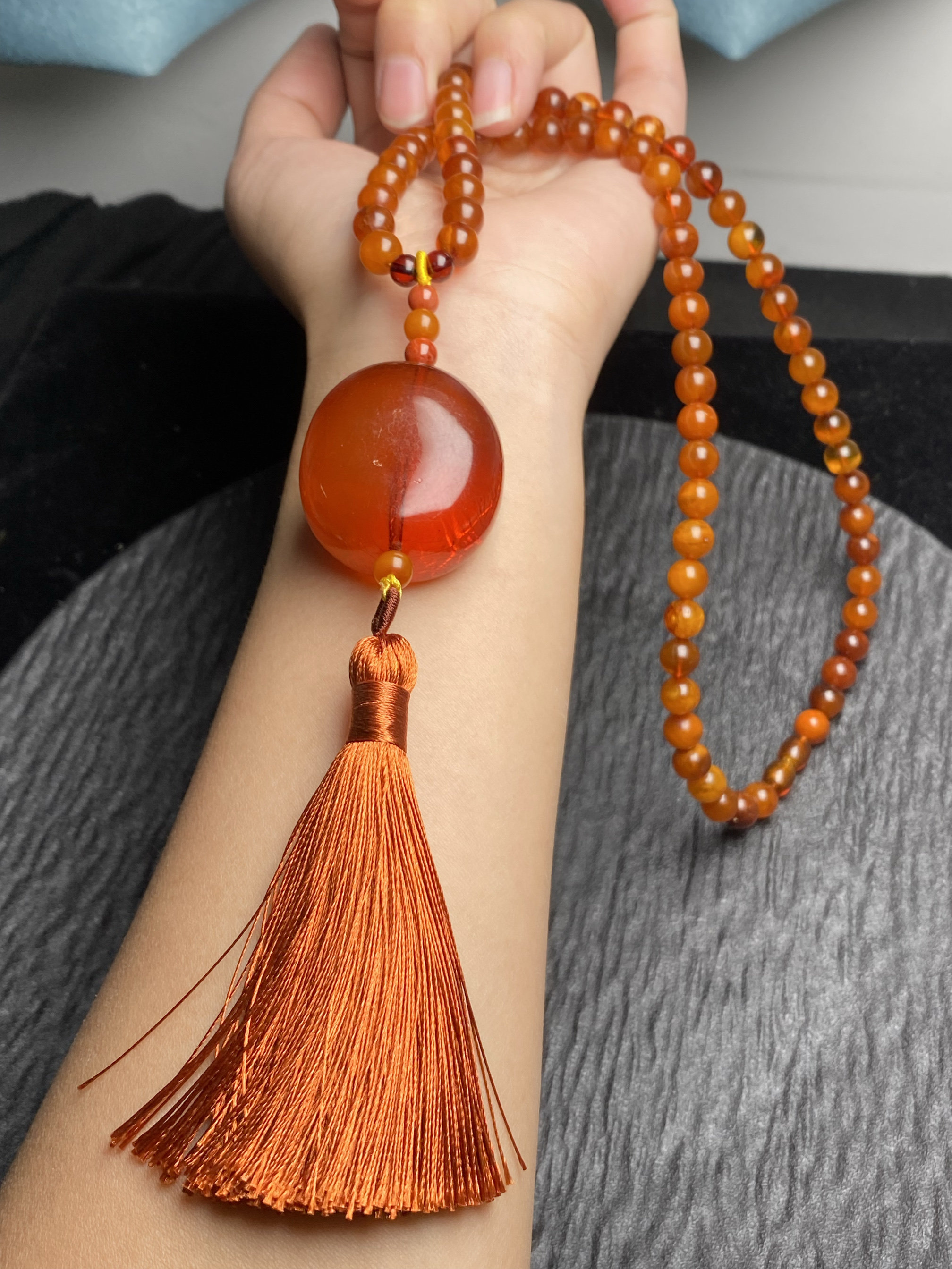 纯天然蜜蜡吊坠项链 鸡油红大气百搭 搭配天然蜜蜡项链8.1MM 保真