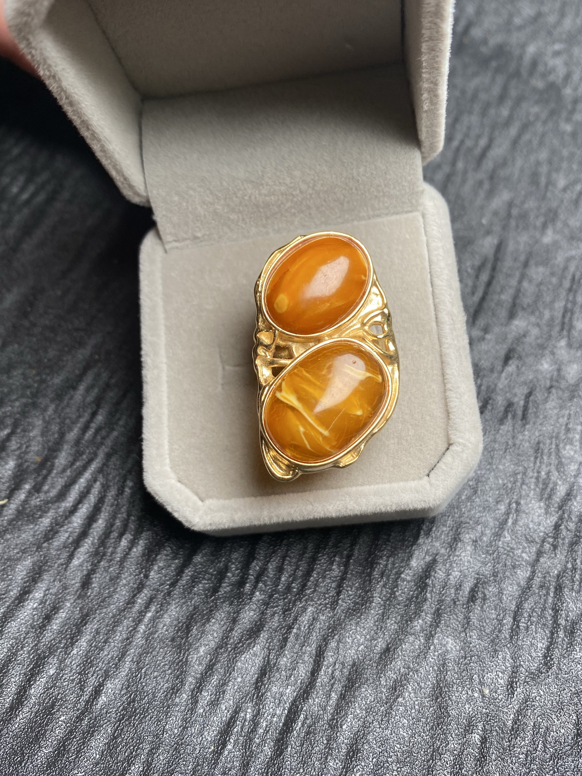 纯天然蜜蜡双拼戒指 妖孽纹欧款俄料高品质 925银镶活口 保真