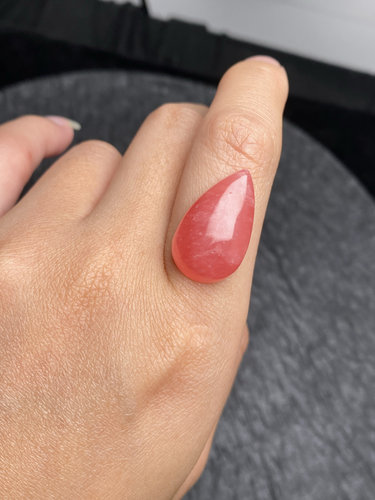 纯天然冰种水滴红纹石裸石 冰种老料 尺寸12*22mm，重量4克 保真