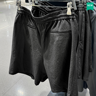 男装宽松凉感泡泡纱打褶休闲短
