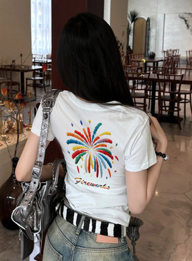 美式辣妹烟花印花正肩短袖T恤女白色修身显瘦百搭设计感小众上衣