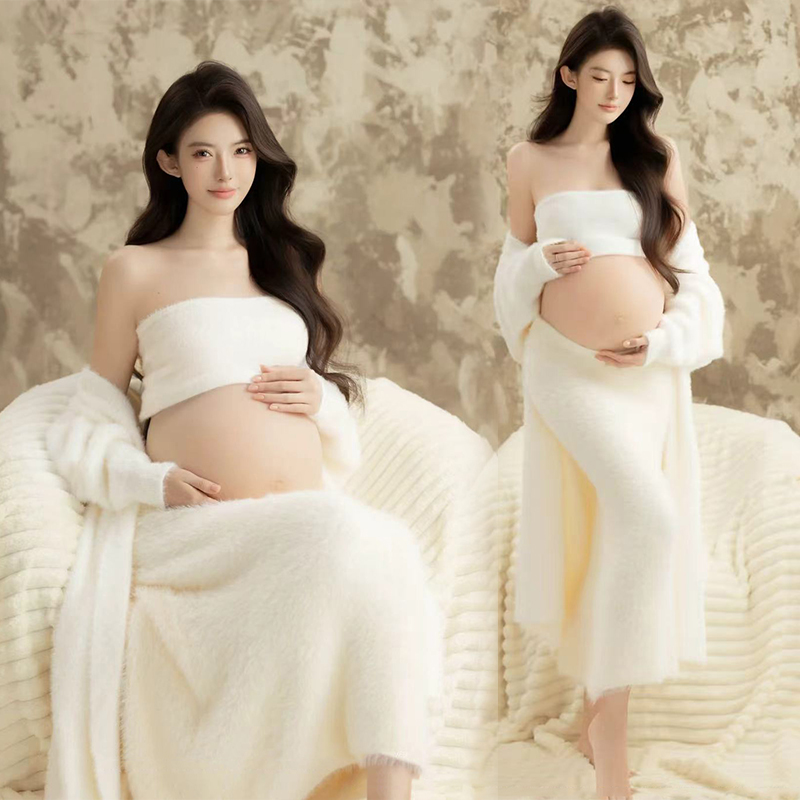 影楼新款孕妇拍照主题白色套装