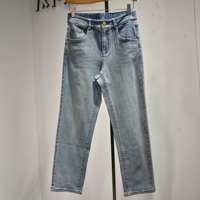 品牌女裤2026春季专柜新品时尚舒适显瘦高腰直筒烟管牛仔裤M7625