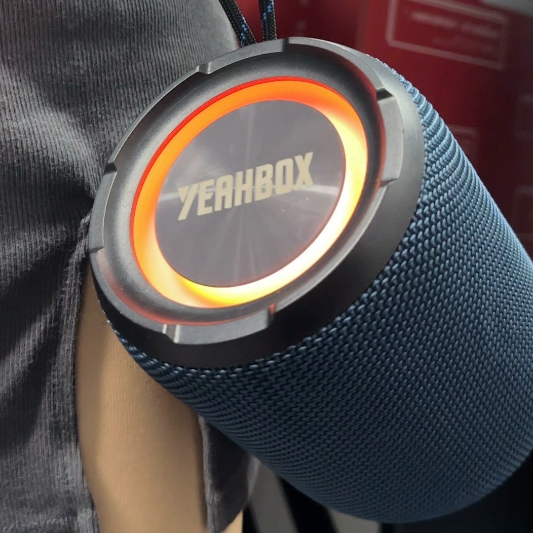 YEAHBOX-A8蓝牙音箱40W大功率超重低音炮防水音箱大音量户外运动