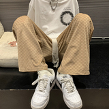 卡其色