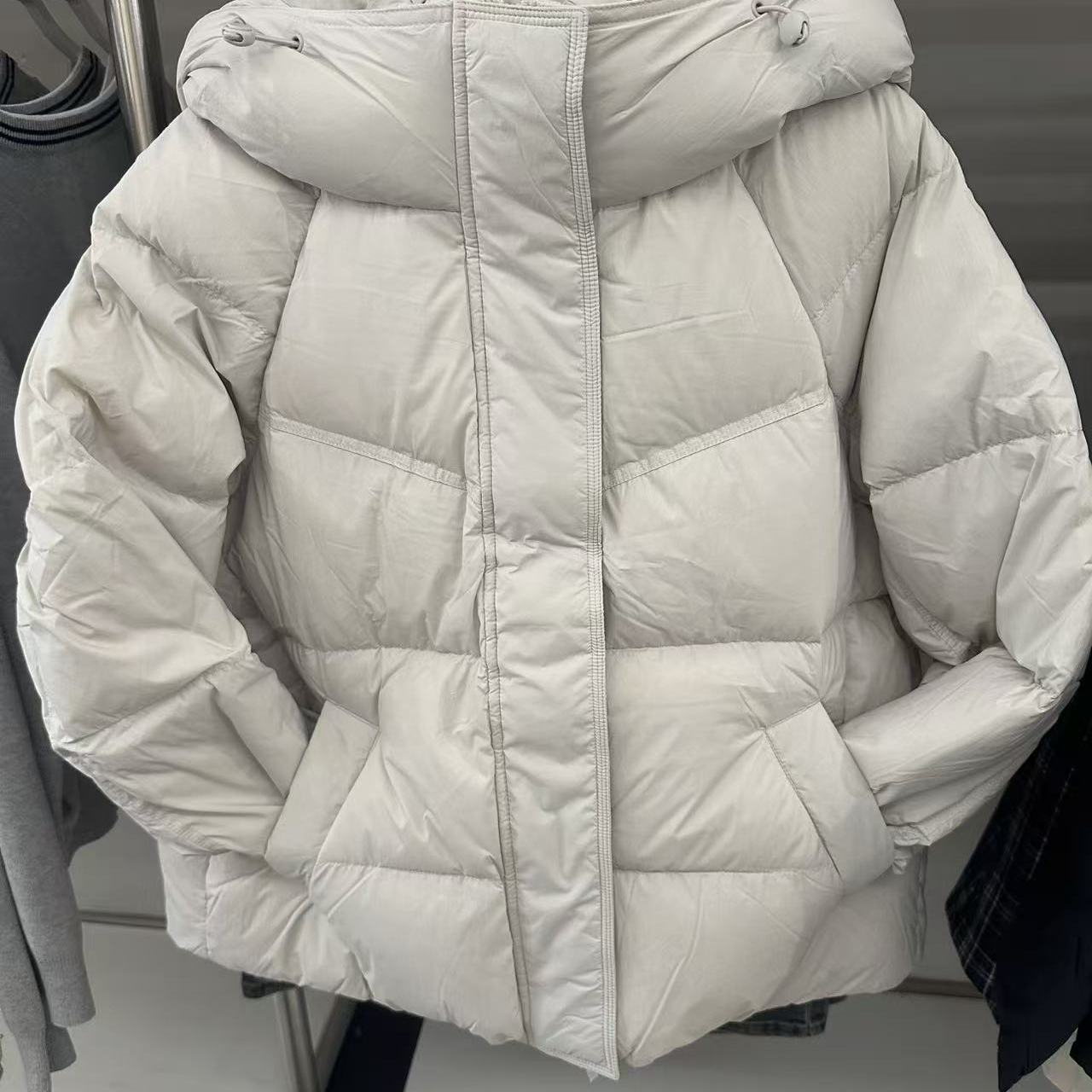 森马2025羽绒服女冬90绒子宽松插肩袖肌理新款外套101725113030