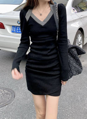 2022打底针织连衣裙女冬季加厚气质撞色v领收腰修身辣妹包臀短裙
