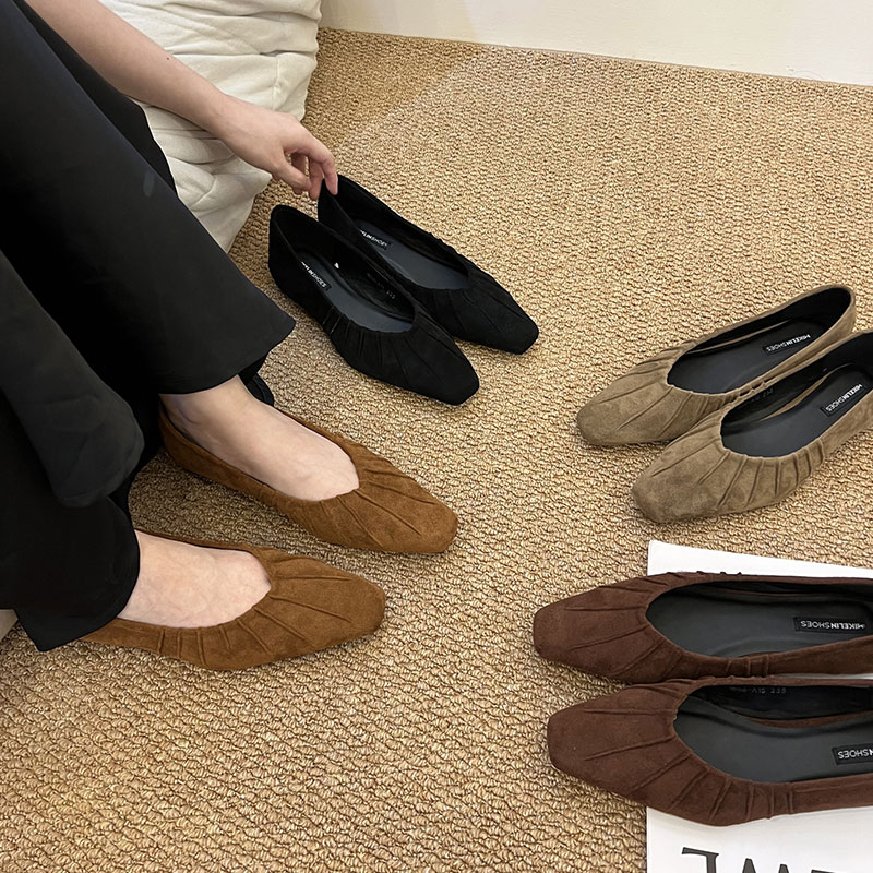 法式褶皱绒面浅口单鞋女