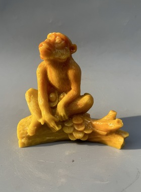批发仿黄铜生肖猴摆件 树脂仿寿山石猴子家居办公摆件工艺品