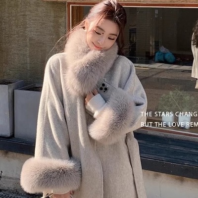 气质斗篷高级感毛呢外套女