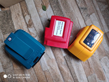 适用牧田得伟米沃奇充电器转接头18V锂电池USB便携充LED充电宝