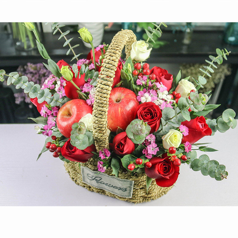 南昌手提花篮绣球混搭玫瑰花束生日鲜花速递上饶鹰潭同城配送花店