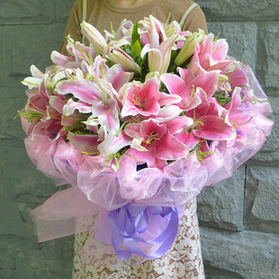 香水百合玫瑰花兰州鲜花速递同城城关七里河安宁西固区生日送花店