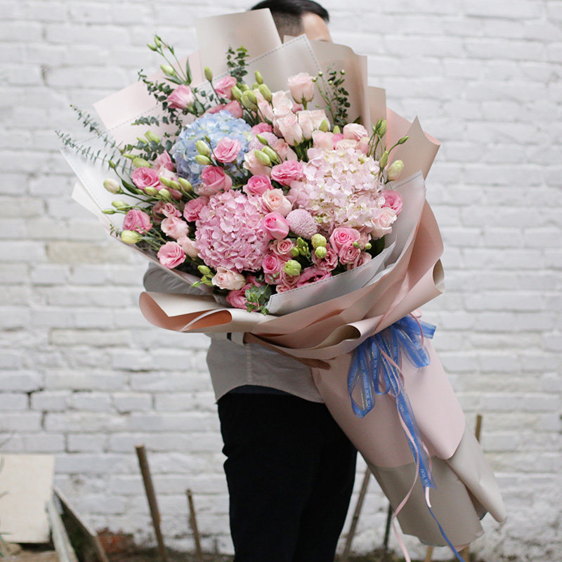 绣球玫瑰广州鲜花束速递深圳南宁太原西安重庆昆明温州东莞同城送